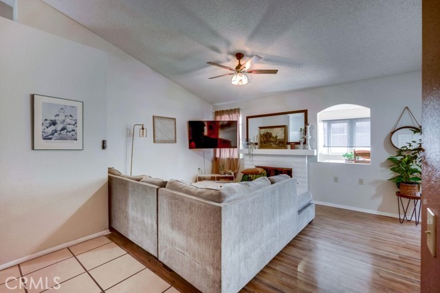 Detail Gallery Image 7 of 40 For 930 Countryside St, Hemet,  CA 92545 - 3 Beds | 2 Baths