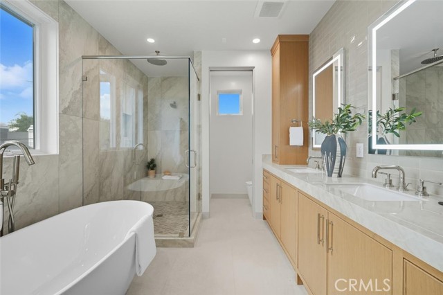2904 Palm Avenue, Manhattan Beach CA: https://media.crmls.org/medias/a2198591-8d42-4fc1-9c03-0481257d4e39.jpg