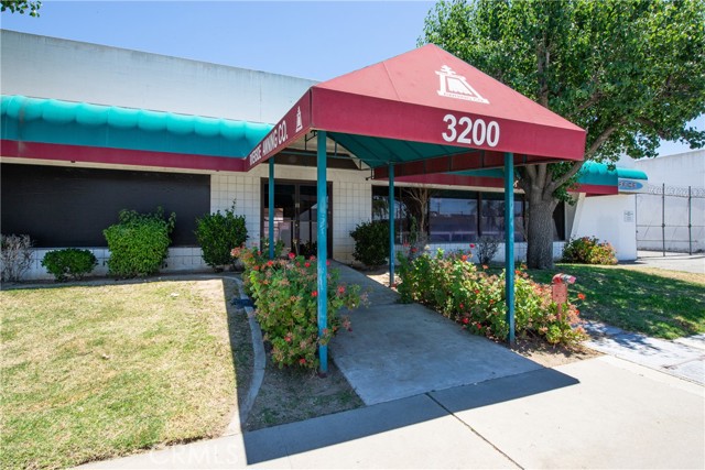 3200 Franklin Ave, Riverside, CA 92507