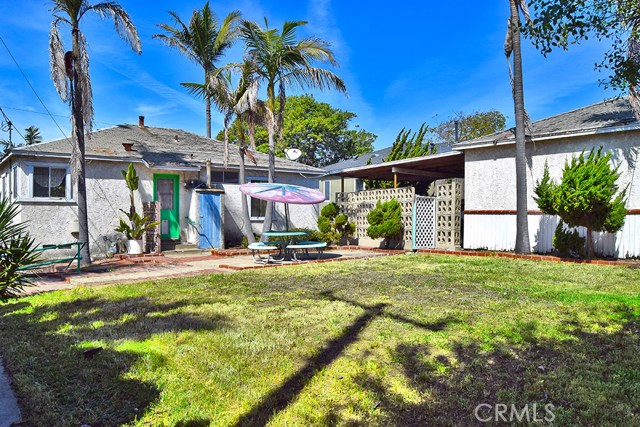 1900 Lynngrove Drive, Manhattan Beach, California 90266, 2 Bedrooms Bedrooms, ,1 BathroomBathrooms,Residential,Sold,Lynngrove,SB17052269