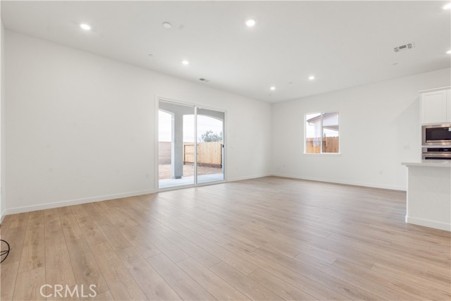 Detail Gallery Image 9 of 15 For 7367 Octave, Sacramento,  CA 95829 - 3 Beds | 2 Baths