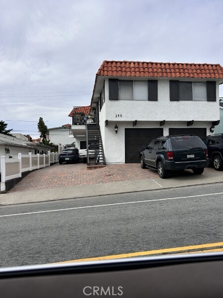 Front Image Thumbnail for CROC26040919