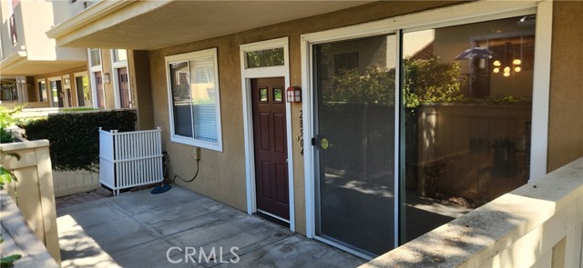 Detail Gallery Image 2 of 16 For 28504 Lucca Ct, Lake Forest,  CA 92679 - 2 Beds | 2 Baths