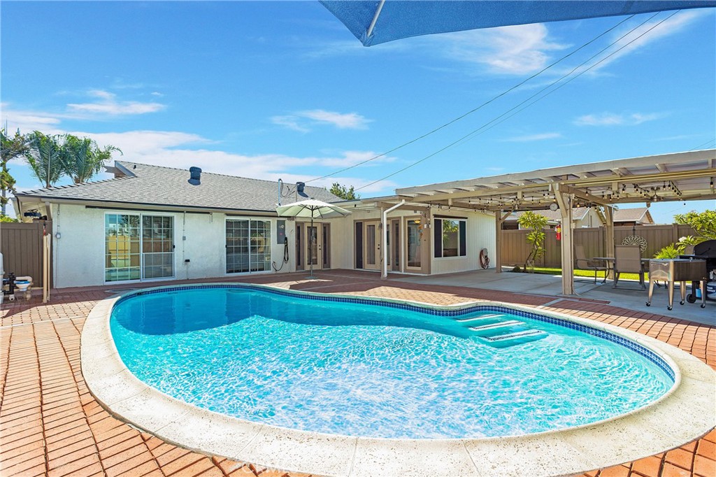 11927 Tigrina Avenue, Whittier, CA 90604