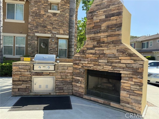 Detail Gallery Image 34 of 39 For 30505 Canyon Hills Rd #403,  Lake Elsinore,  CA 92532 - 2 Beds | 2/1 Baths