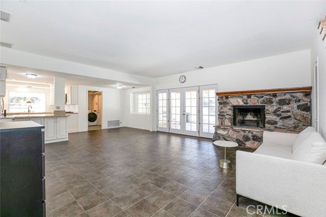 10461 Wystone Avenue photo 8
