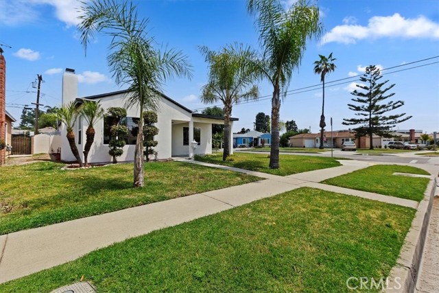 Detail Gallery Image 6 of 30 For 8268 Fernadel Ave, Pico Rivera,  CA 90660 - 3 Beds | 2 Baths