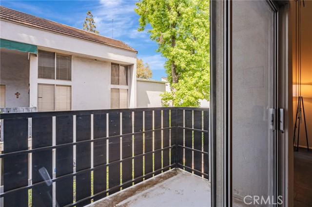 Detail Gallery Image 23 of 34 For 18645 Hatteras St #203,  Tarzana,  CA 91356 - 1 Beds | 1 Baths