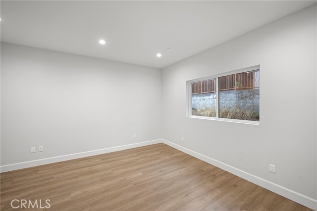 Detail Gallery Image 18 of 36 For 357 Harvey Dr #103,  Glendale,  CA 91206 - 3 Beds | 2/1 Baths