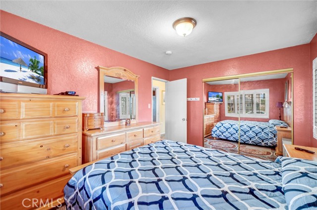 Detail Gallery Image 8 of 30 For 2300 Gale Ave, Long Beach,  CA 90810 - 3 Beds | 1 Baths
