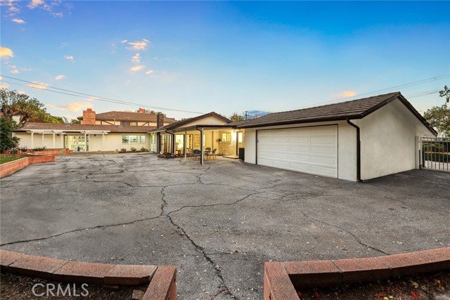 Detail Gallery Image 35 of 52 For 451 W Foothill, Arcadia,  CA 91006 - 4 Beds | 3 Baths