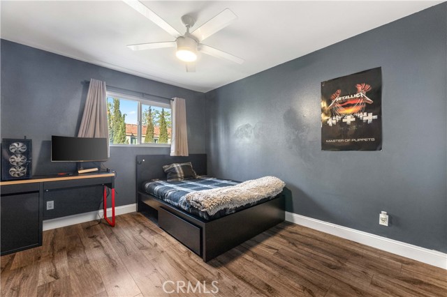 Detail Gallery Image 25 of 52 For 18146 Oxnard #48,  Tarzana,  CA 91356 - 3 Beds | 2/1 Baths