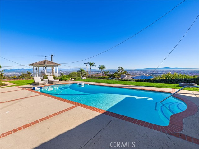 Detail Gallery Image 4 of 59 For 2636 Sunnyside Ridge Road, Rancho Palos Verdes,  CA 90275 - 4 Beds | 3 Baths