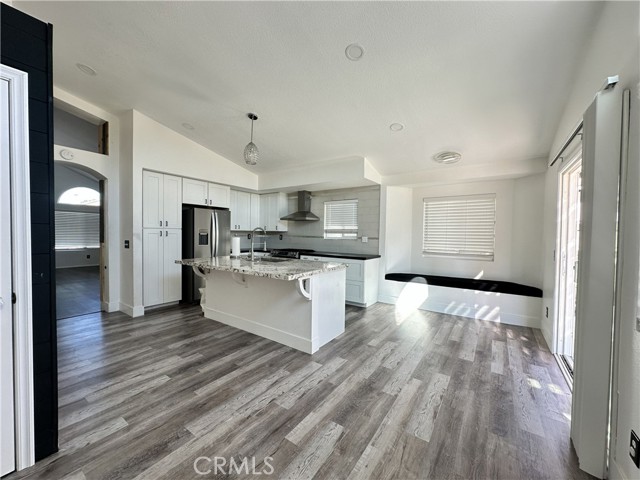 Detail Gallery Image 8 of 19 For 22841 Brompton, Moreno Valley,  CA 92553 - 3 Beds | 2 Baths