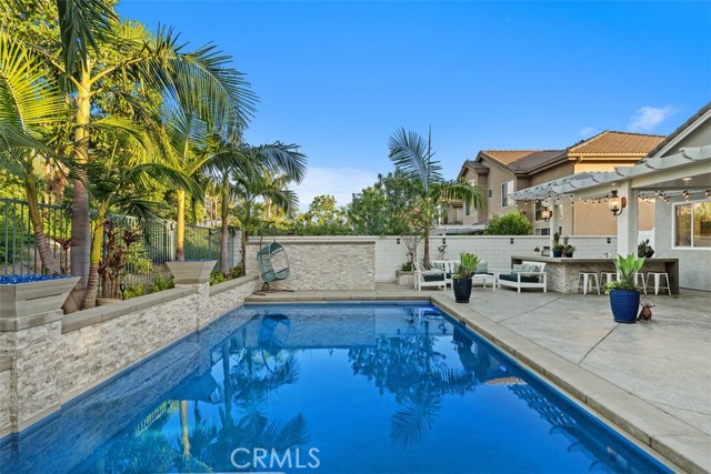 12 La Perla, Lake Forest CA: https://media.crmls.org/medias/a220953f-8da1-4f66-89eb-e65aa576e3de.jpg