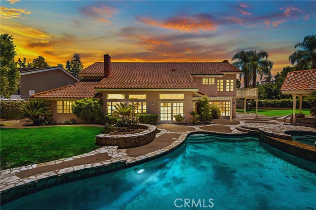 26021 Flintlock Ln, Laguna Hills CA: https://media.crmls.org/medias/a220e296-c55d-451a-be23-718bc2d68382.jpg