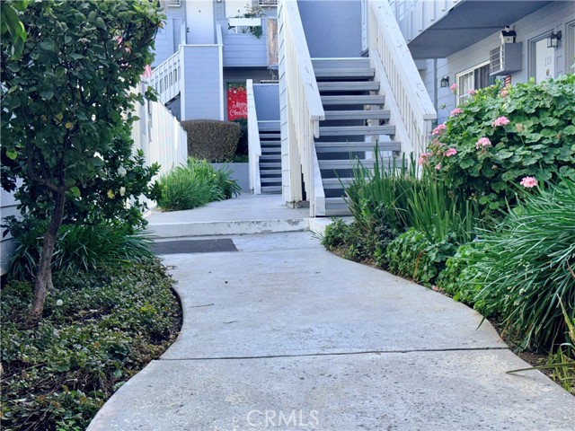 Detail Gallery Image 33 of 36 For 20930 Parthenia St #216,  Canoga Park,  CA 91304 - 1 Beds | 1 Baths