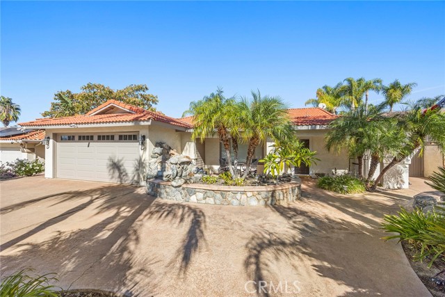 Detail Gallery Image 3 of 12 For 23646 Big Butte Dr, Canyon Lake,  CA 92587 - 3 Beds | 2 Baths