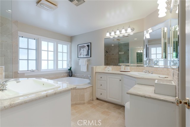 1354 Bedford Road, San Marino CA: https://media.crmls.org/medias/a2213b9d-6c6f-4558-8d8e-b4f8d65099c7.jpg