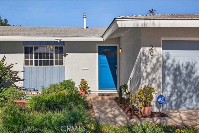 Detail Gallery Image 5 of 23 For 201 Primrose, Redlands,  CA 92373 - 4 Beds | 2 Baths