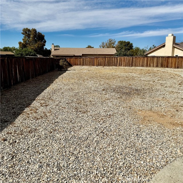 Detail Gallery Image 38 of 43 For 22594 Cuyama Ct, Apple Valley,  CA 92307 - 3 Beds | 2 Baths