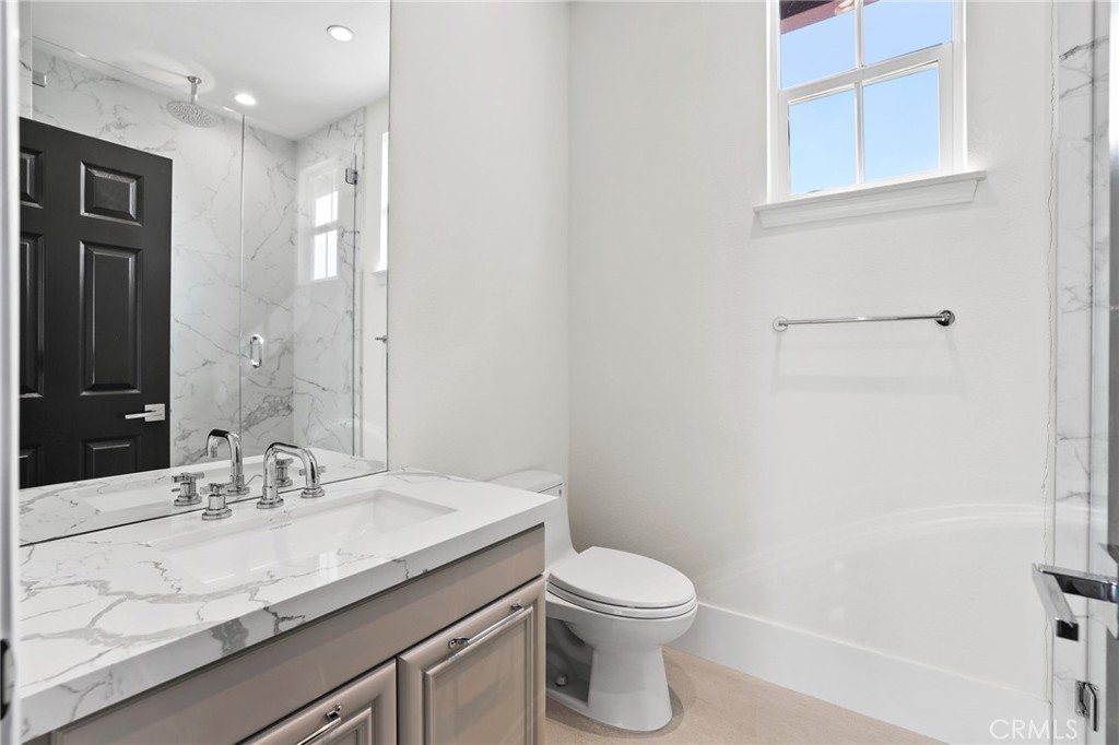 MLS #OC25222504 image #37