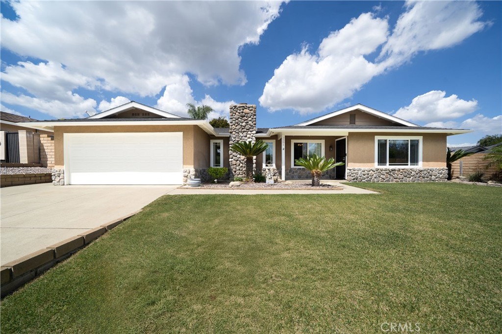 3384 Bayberry