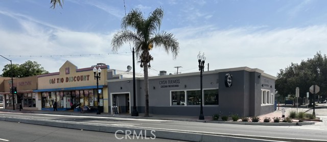 1717 S Main Street, Santa Ana, California 92707, ,Commercial Sale,For Sale,1717 S Main Street,CRDW23140458