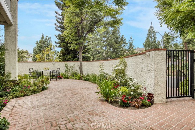 18238 Hastings Way, Porter Ranch CA: https://media.crmls.org/medias/a22437c1-07b5-4be4-96fd-b7c732778b91.jpg