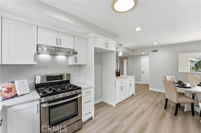 Detail Gallery Image 16 of 48 For 10377 Morning Glory Ave, Fountain Valley,  CA 92708 - 4 Beds | 2 Baths