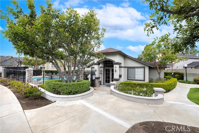 3518 E Berkshire Court, Orange CA: https://media.crmls.org/medias/a225bad1-f6e4-40ad-aa93-d6aae5dbc843.jpg