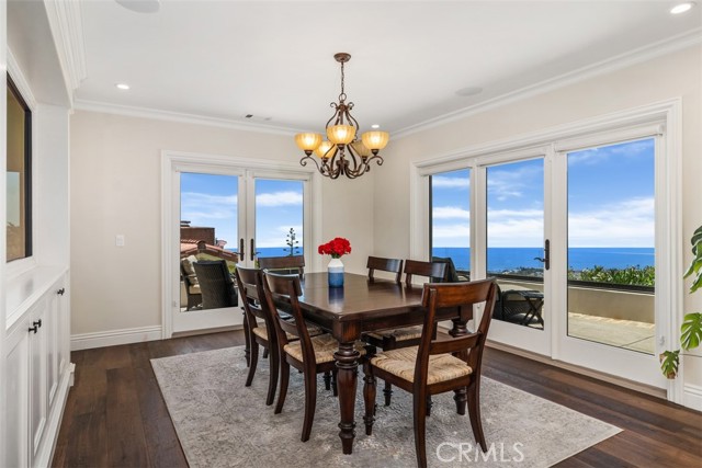 413 E Avenida Cordoba, San Clemente CA: https://media.crmls.org/medias/a227ca0b-92dd-419e-9621-bd07f03d9281.jpg
