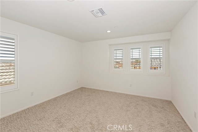 Detail Gallery Image 2 of 28 For 16546 Biola Pl, Victorville,  CA 92395 - 4 Beds | 3 Baths