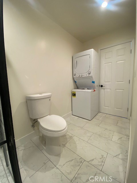 Detail Gallery Image 10 of 13 For 7713 Woodhall Ave, Canoga Park,  CA 91304 - 1 Beds | 1 Baths