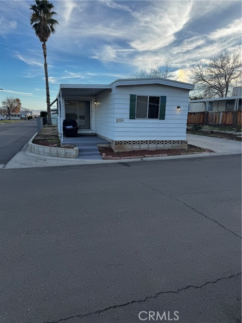 Front Image Thumbnail for CRHD25278060