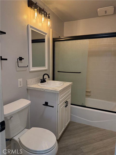 Detail Gallery Image 9 of 12 For 211 N Pasadena, Azusa,  CA 91702 - 3 Beds | 2 Baths