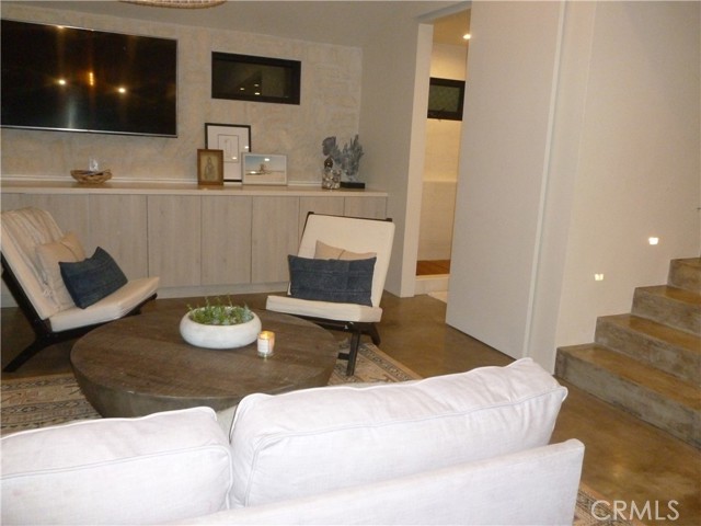 1094 Acanto Place photo 13