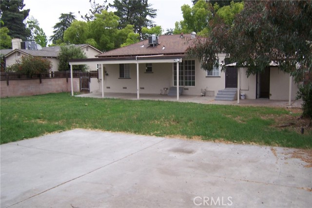 Detail Gallery Image 4 of 15 For 3008 Serrano Rd, San Bernardino,  CA 92405 - 2 Beds | 1 Baths
