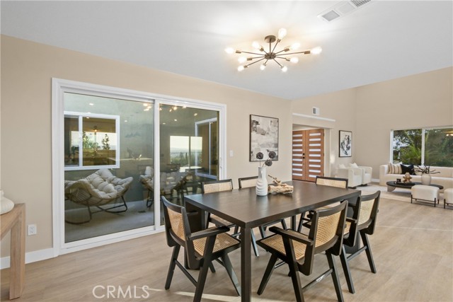 Detail Gallery Image 7 of 27 For 520 Golden Sky Ln, Anaheim,  CA 92807 - 3 Beds | 2 Baths
