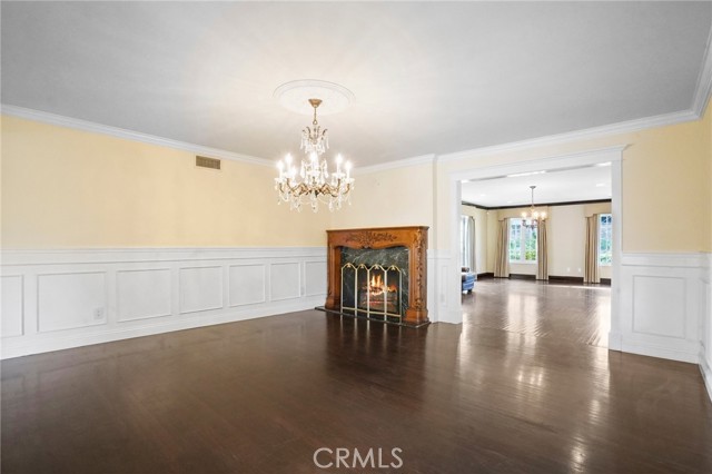 Detail Gallery Image 8 of 49 For 12281 Woodley Ave, Granada Hills,  CA 91344 - 3 Beds | 2 Baths