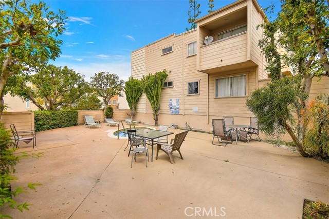 Detail Gallery Image 29 of 31 For 9920 Jordan Ave #1,  Chatsworth,  CA 91311 - 2 Beds | 2 Baths