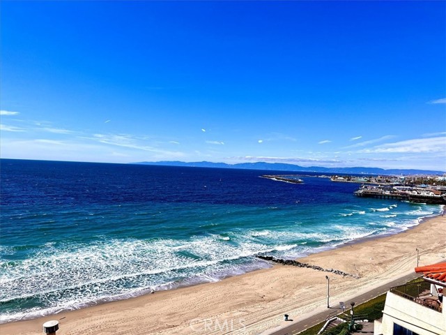 555 Esplanade, Redondo Beach, California 90277, 2 Bedrooms Bedrooms, ,2 BathroomsBathrooms,Residential,Sold,Esplanade,SB23039373