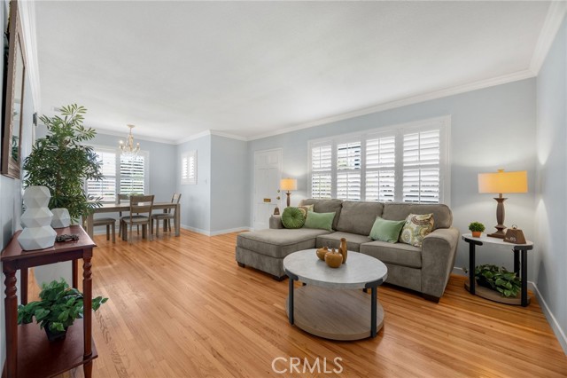 Detail Gallery Image 4 of 21 For 9434 Burke St, Pico Rivera,  CA 90660 - 4 Beds | 2 Baths