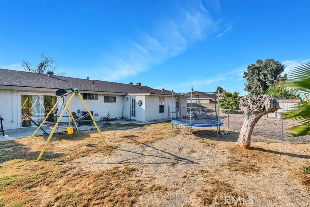 Detail Gallery Image 10 of 42 For 41420 Dixon Dr, Hemet,  CA 92544 - 3 Beds | 2 Baths