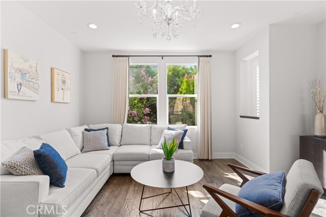 9 Compass Court, Aliso Viejo CA: https://media.crmls.org/medias/a22b9417-e540-4516-b3e5-6e39be8cffa0.jpg