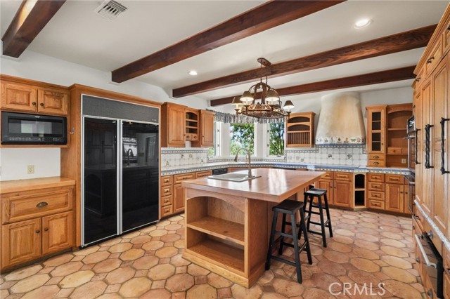 13532 Pineridge Court, Yucaipa CA: https://media.crmls.org/medias/a22c1d11-e69e-4725-9840-4683657a26d4.jpg