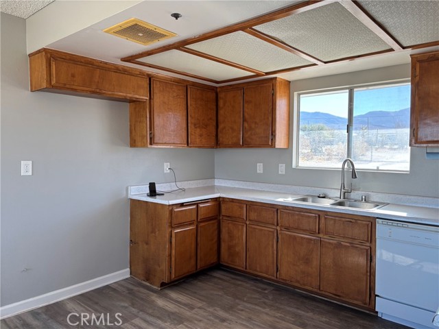 Detail Gallery Image 9 of 24 For 36368 Cochise Trl, Lucerne Valley,  CA 92356 - 2 Beds | 1 Baths