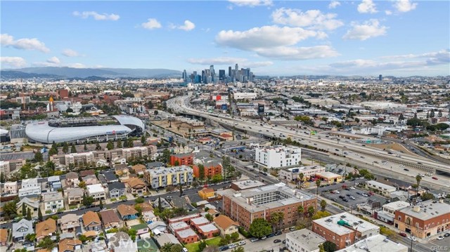 Detail Gallery Image 35 of 38 For 4125 S Figueroa St #101,  Los Angeles,  CA 90037 - 2 Beds | 1 Baths