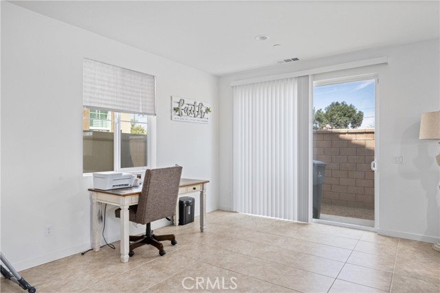 Detail Gallery Image 12 of 31 For 4248 Vermilion Ct, Riverside,  CA 92505 - 4 Beds | 2/1 Baths