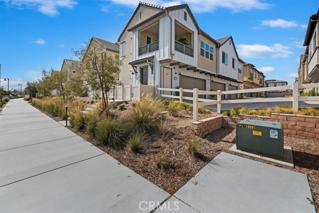 Detail Gallery Image 3 of 74 For 32687 Brunello, Temecula,  CA 92591 - 3 Beds | 2 Baths